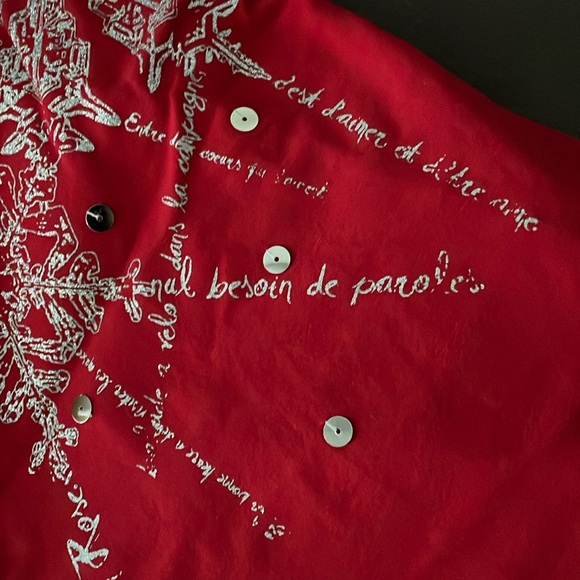 RUBY RD. petite Red with Silver Sequin & Shimmer Design 3/4 Sleeve Top Size PS - Picture 8 of 10